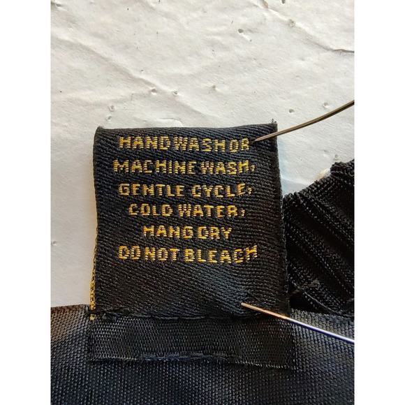 A Touch Of Class Woman NEW Black Knit Pant Set Pants S/M Top XS/S Stretch Slinky - Picture 7 of 7